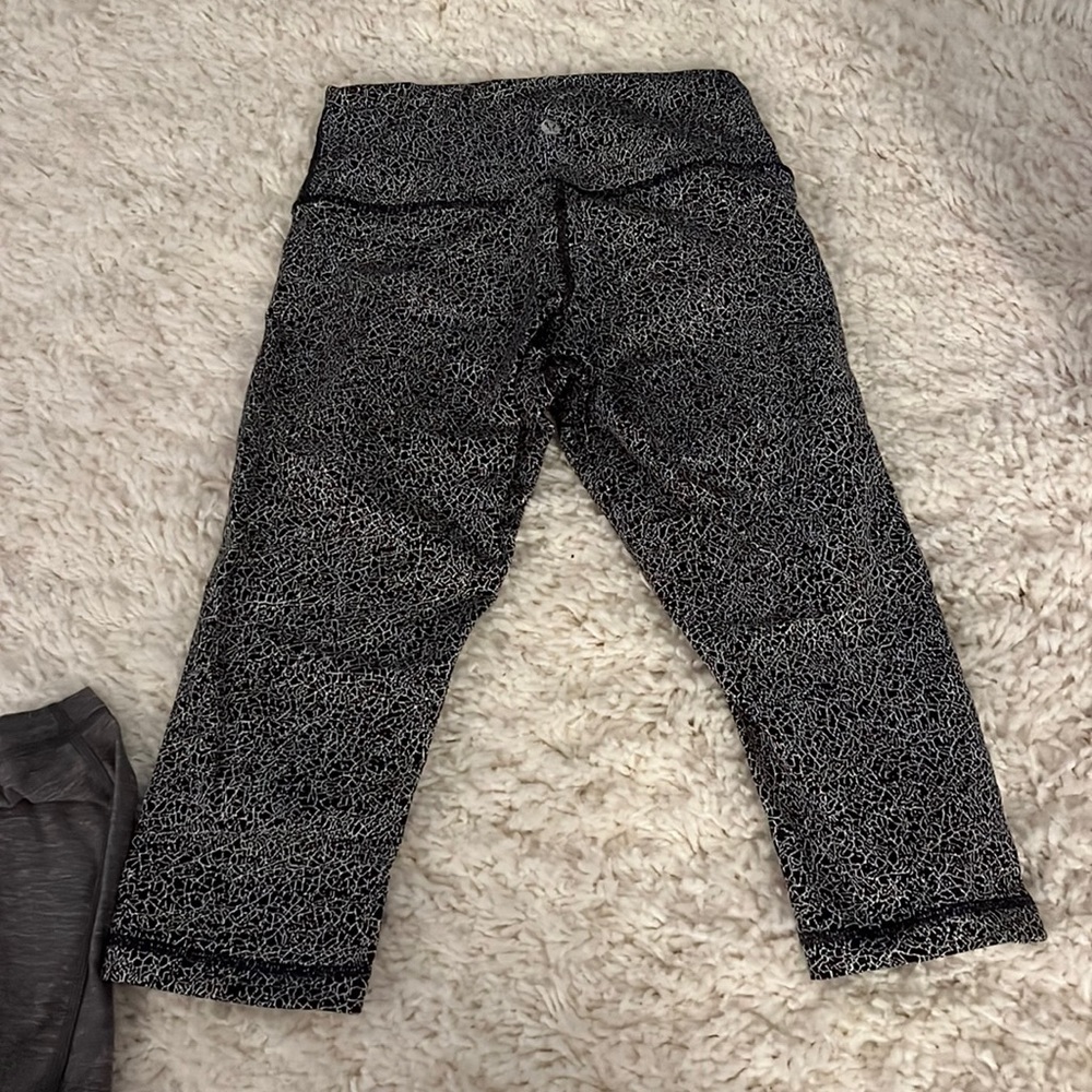 Lululemon Capri leggings size 6